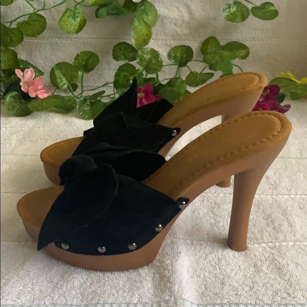 Women sandals